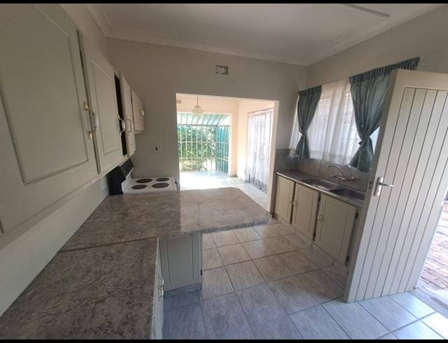 3 BEDROOM HOUSE FOR SALE IN SASOLBURG EXT 4